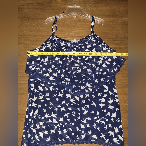 Vanity Blue Cream Lace Bird Dove Flutter Camisole Size Medium - Picture 9 of 12